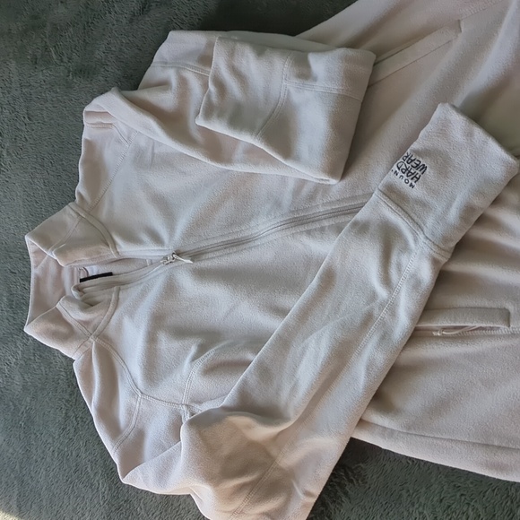 Mountain Hardwear Jackets & Blazers - Mountain Hardware MicroChill